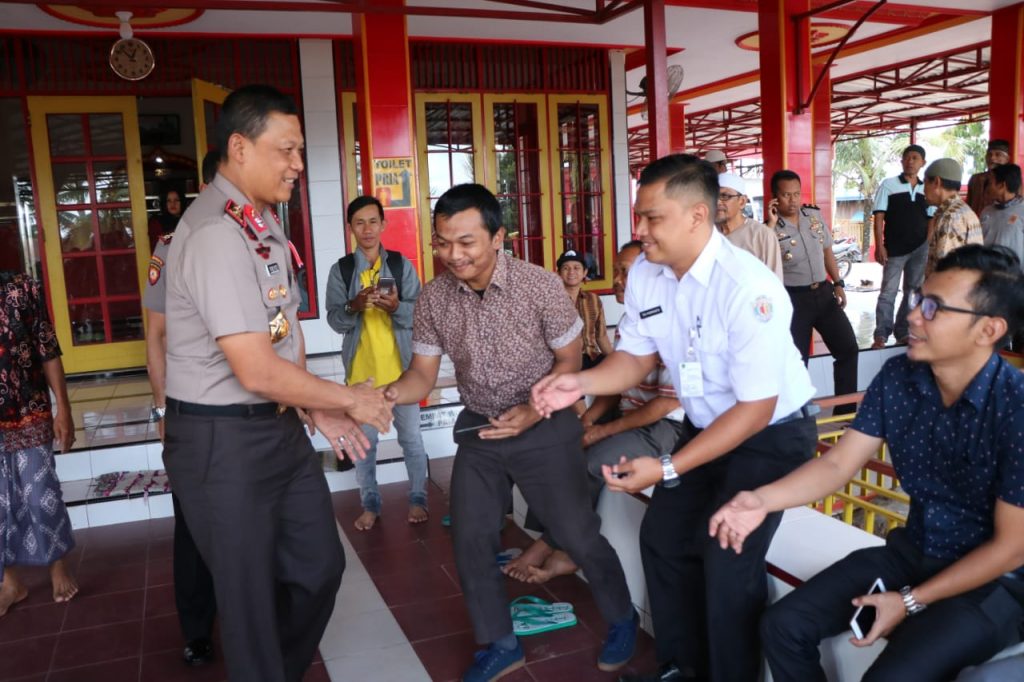 Jalin Keakraban, Kapolda Kaltim Ajak Warga Berdiskusi WhatsApp Image 2019 02 13 at 12.12.36