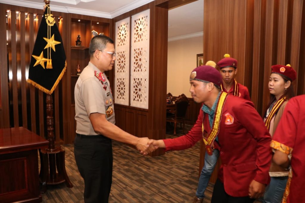 Terima Kunjungan Dari PMKRI, Kapolda Kaltim Ajak Mahasiswa Ciptakan Pemilu 2019 Damai WhatsApp Image 2019 02 15 at 16.16.26