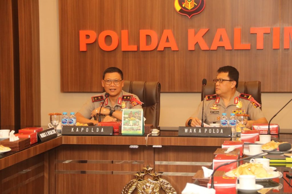 Laksanakan Koordinasi, Polda Kaltim Akan Gelar Aksi Bersihkan Sampah Massal Pada HPSN WhatsApp Image 2019 02 19 at 13.48.11
