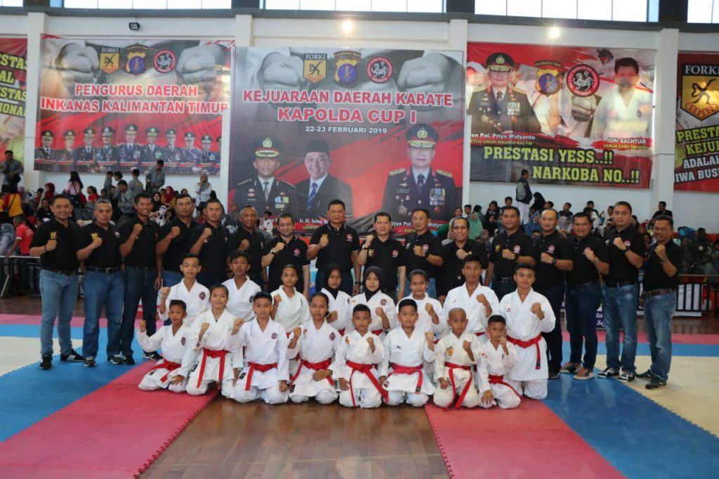 Ratusan Karateka Se-Kaltim Perebutkan Piala Kapolda CUP 2019 di Samarinda WhatsApp Image 2019 02 22 at 11.04.10