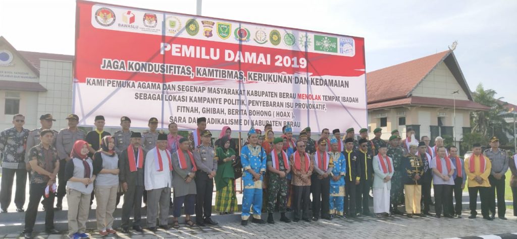 Pemilu Damai 2019 : Jaga Kondusifitas, Kamtibmas, Kerukunan dan Kedamaian ef95738b 70d3 43f0 9b9a f459f0986b1a