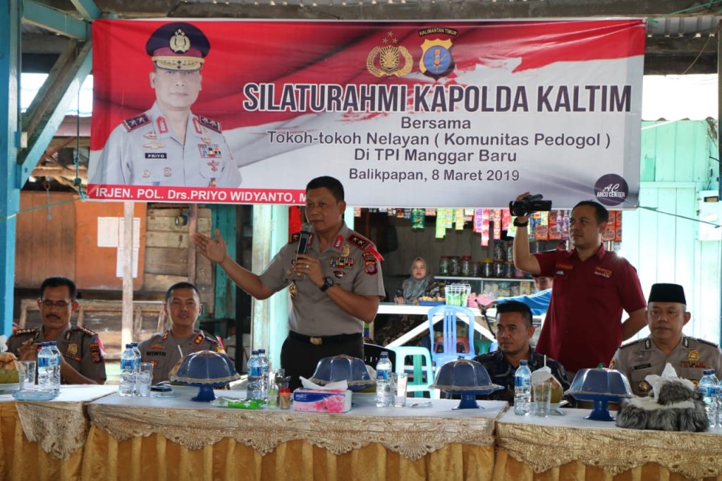 Silaturahmi Kapolda Kaltim Dengan Kelompok Nelayan di Kelurahan Manggar WhatsApp Image 2019 03 08 at 15.38.57