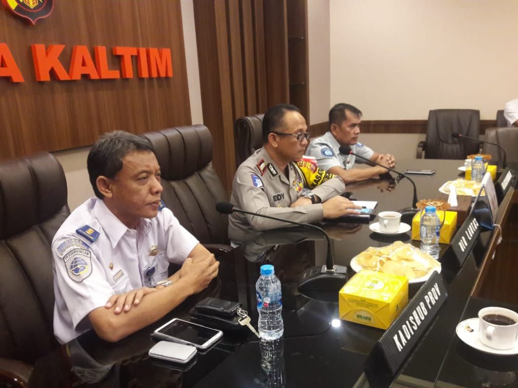Polda Kaltim Ikuti Vicon Bersama Mabes Polri Terkait Kesiapan Ops Ketupat 2019 WhatsApp Image 2019 04 11 at 09.25.26