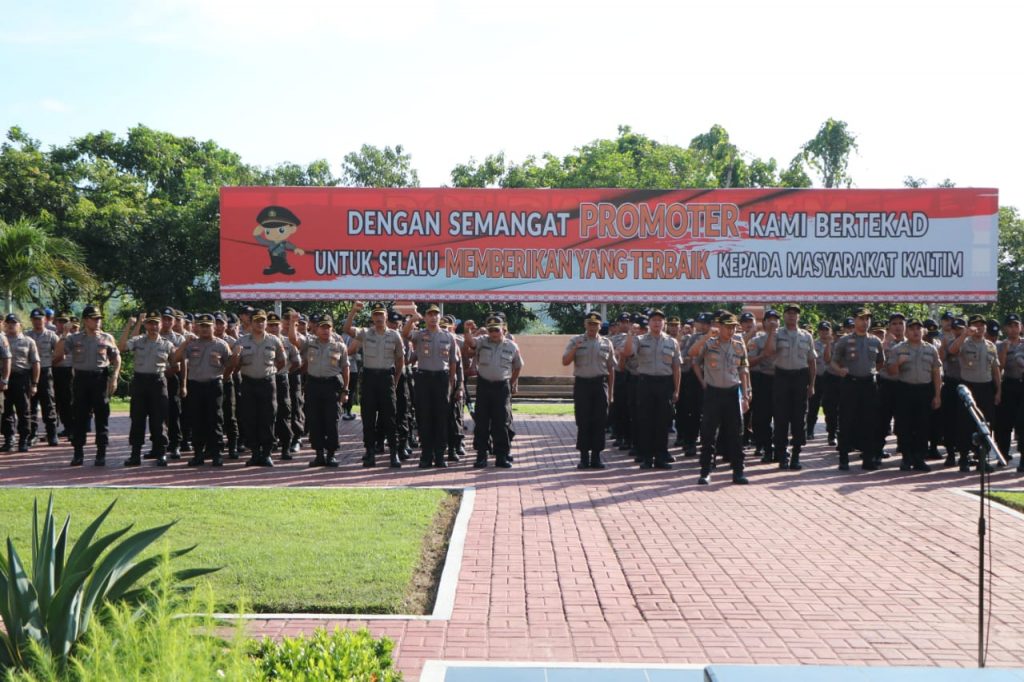 Karo Ops Polda Kaltim Pimpin Apel Siaga Pemilu 2019 WhatsApp Image 2019 04 19 at 07.59.45