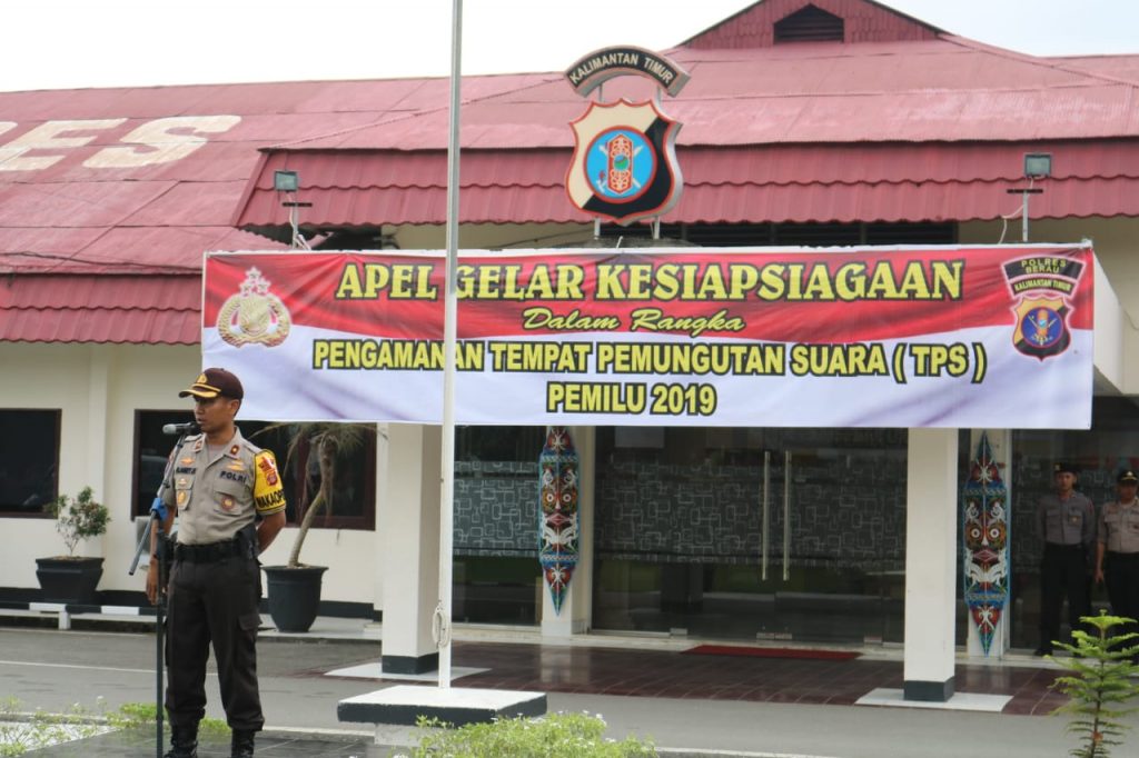 Polres Berau Gelar Apel Kesiapsiagaan dalam Rangka Pengamanan Tempat Pemungutan Suara Pemilu 2019 ZZZ