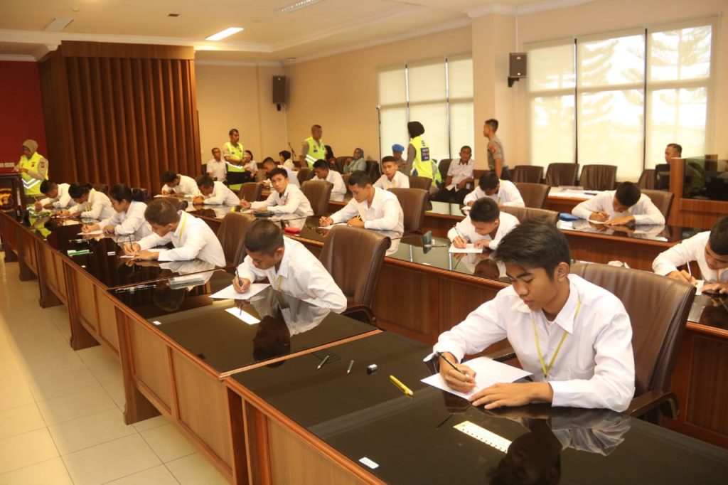 Penerimaan Polri di Kaltim: Casis Taruna Akpol dan Tamtama Jalani Tes Psikologi WhatsApp Image 2019 05 08 at 07.46.01