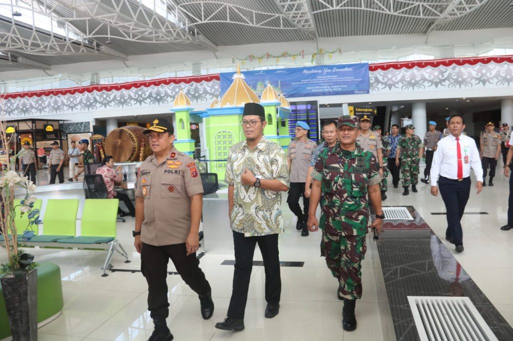 Wakapolda Kaltim Tinjau Kesiapan Pos Pengamanan di Bandara SAMS Sepinggan Balikpapan WhatsApp Image 2019 05 31 at 14.04.32