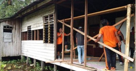Peringati Hari Bhayangkara Ke-73, Polres PPU Berikan Bantuan Bedah Rumah 7