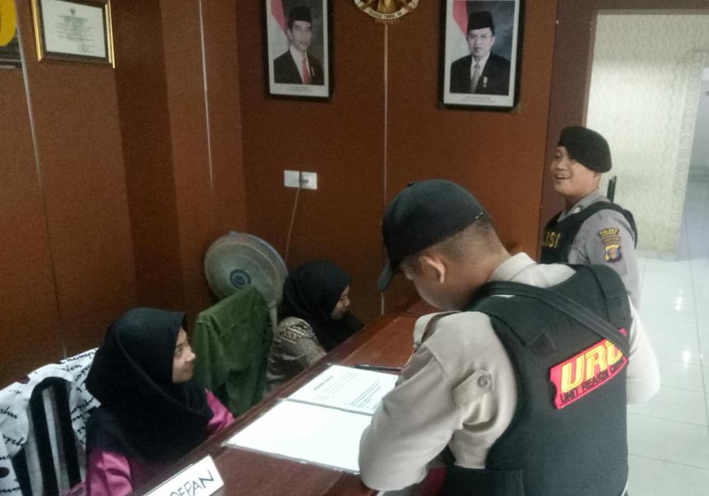 Cegah Kriminalitas, Polres Balikpapan Laksanakan Patroli Dialogis WhatsApp Image 2019 06 13 at 12.28.28