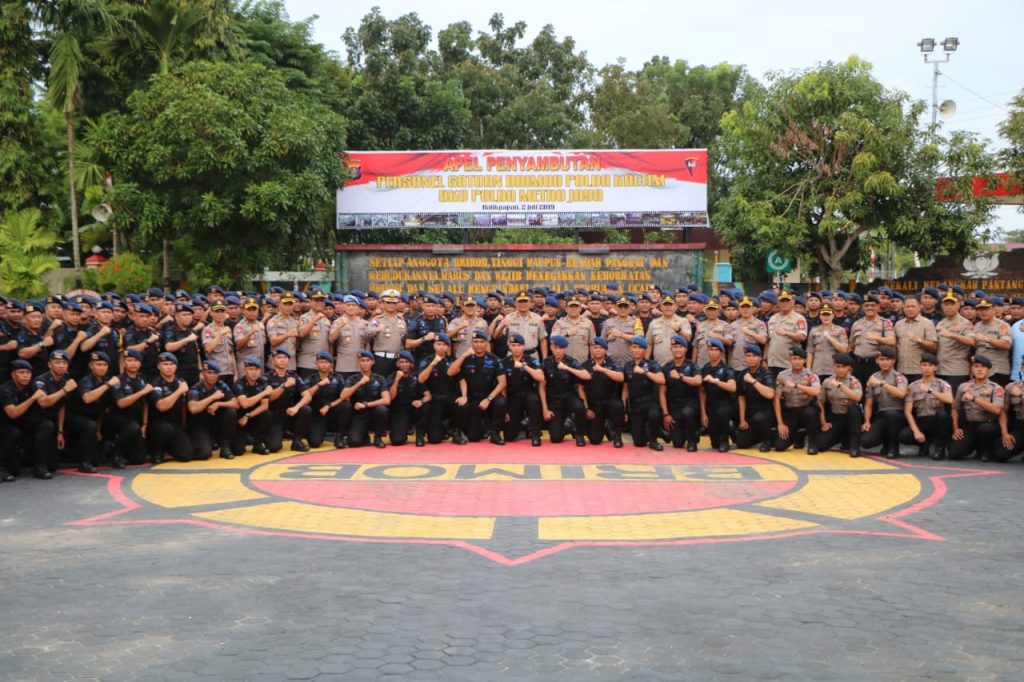 Kapolda Kaltim Sambut Kepulangan 500 Personil Brimob – Sabhara BKO Polda Metro Jaya IMG 20190702 WA0068