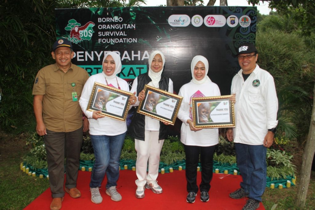 Adopsi Orang Utan, Ketua Umum Bhayangkari Beri Nama ‘Cinta’ WhatsApp Image 2019 07 24 at 2.40.54 PM