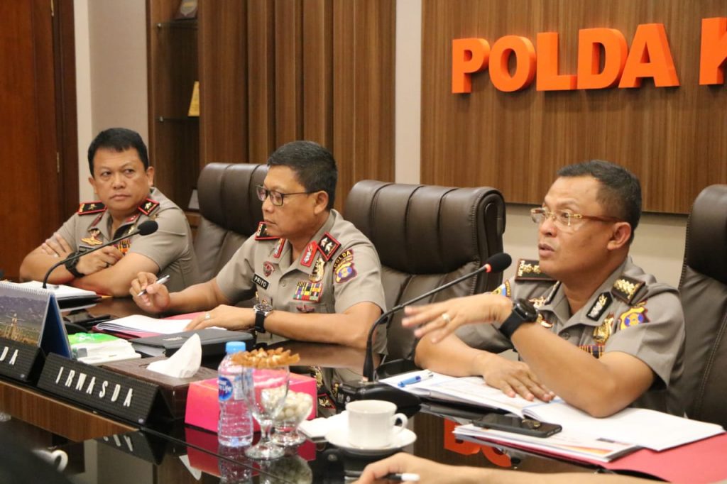 Evaluasi Kinerja Personil, Kapolda Kaltim Pimpin Rapat Anev Mingguan WhatsApp Image 2019 07 29 at 09.45.00
