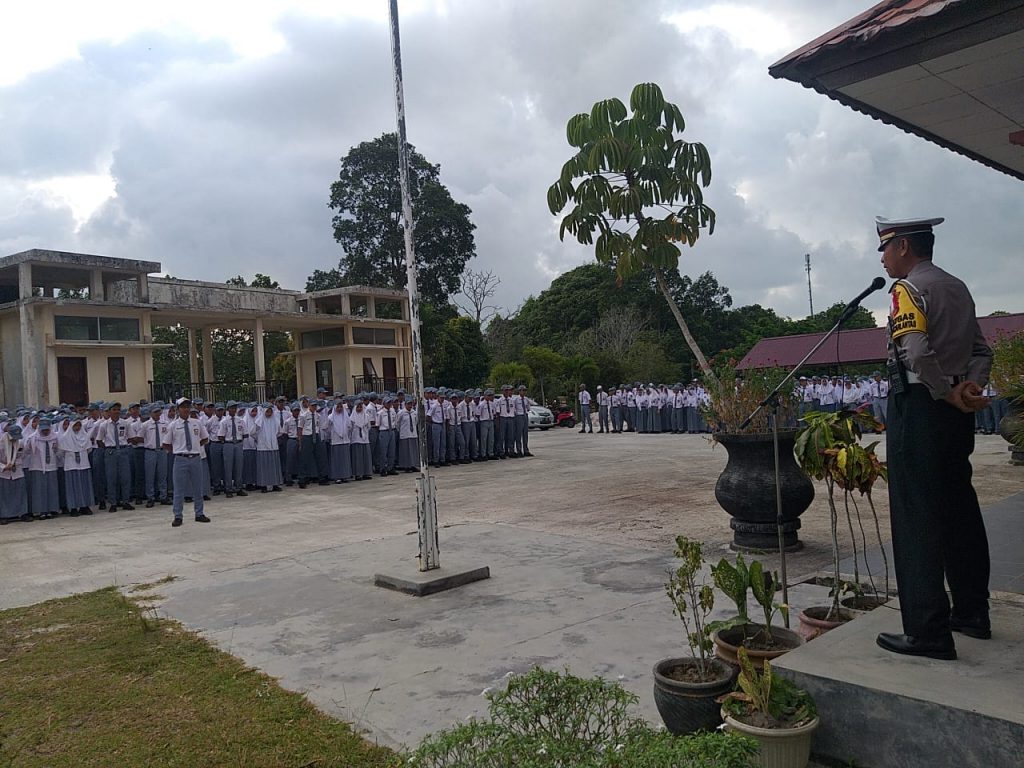 Police Goes to School, Kasat Lantas Ajak Pelajar Tertib Berlalu Lintas POLRES PPU