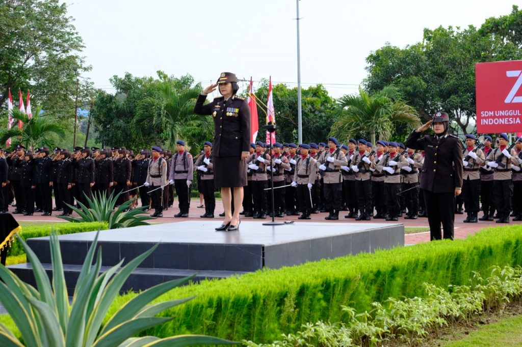 Polwan Pimpin Upacara HUT RI Ke 74 Di Polda Kaltim WhatsApp Image 2019 08 17 at 08.50.21