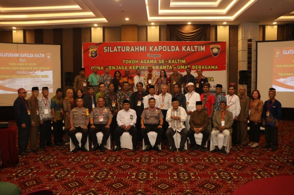 Jaga Kerukunan, Kapolda Jalin Silahturahmi Dengan Tokoh Agama Se-Kaltim WhatsApp Image 2019 09 18 at 09.34.25