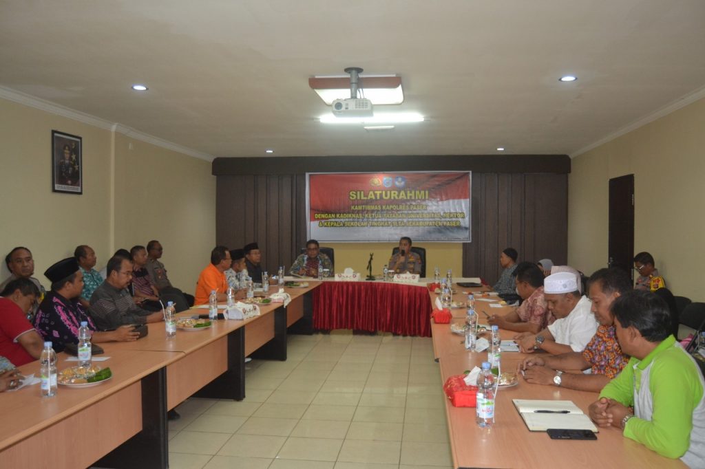 Sampaikan Pesan Kamtibmas, Kapolres Silaturahmi dengan Kadiknas, Rektor dan Kepala Sekolah se Kab. Paser 2 WhatsApp Image 2019 09 27 at 13.46.11