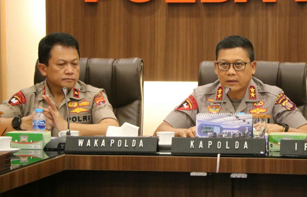 Bahas Kesiapan Pengamanan Pelantikan Presiden, Kapolda Kaltim dan Jajaran Ikuti Vicon Bersama Kapolri WhatsApp Image 2019 10 02 at 12.14.01 1