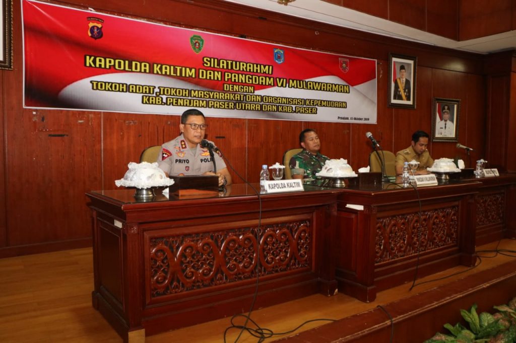 Jaga Kondusivitas Kaltim, Kapolda dan Pangdam Gelar Silaturahmi di Kab. Penajam WhatsApp Image 2019 10 15 at 11.15.58