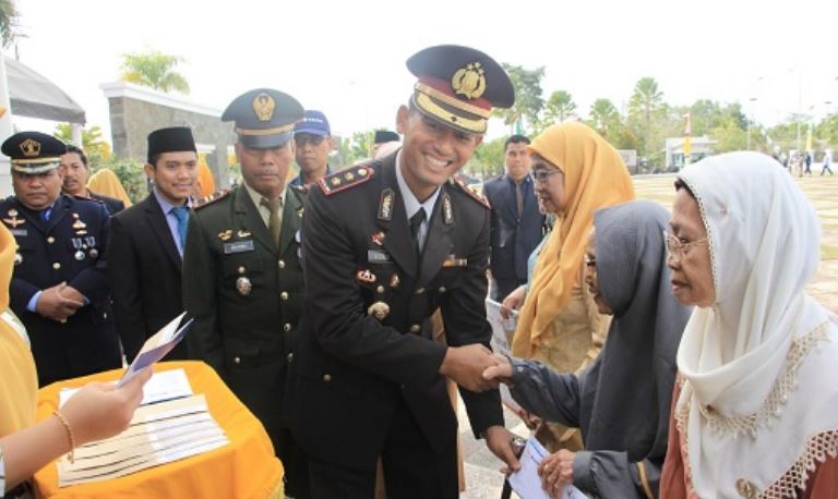 Kapolres Bontang Hadiri Upacara Peringatan Hari Pahlawan 1 2