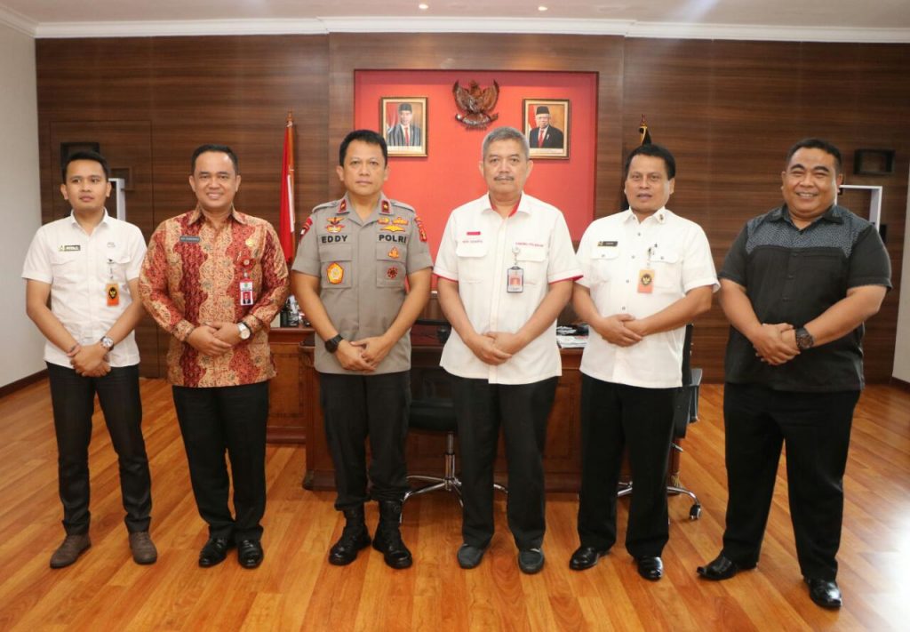 Wakapolda Kaltim Terima Kunjungan Tim Kemenko Polhukam 1 WhatsApp Image 2019 11 07 at 12.38.28