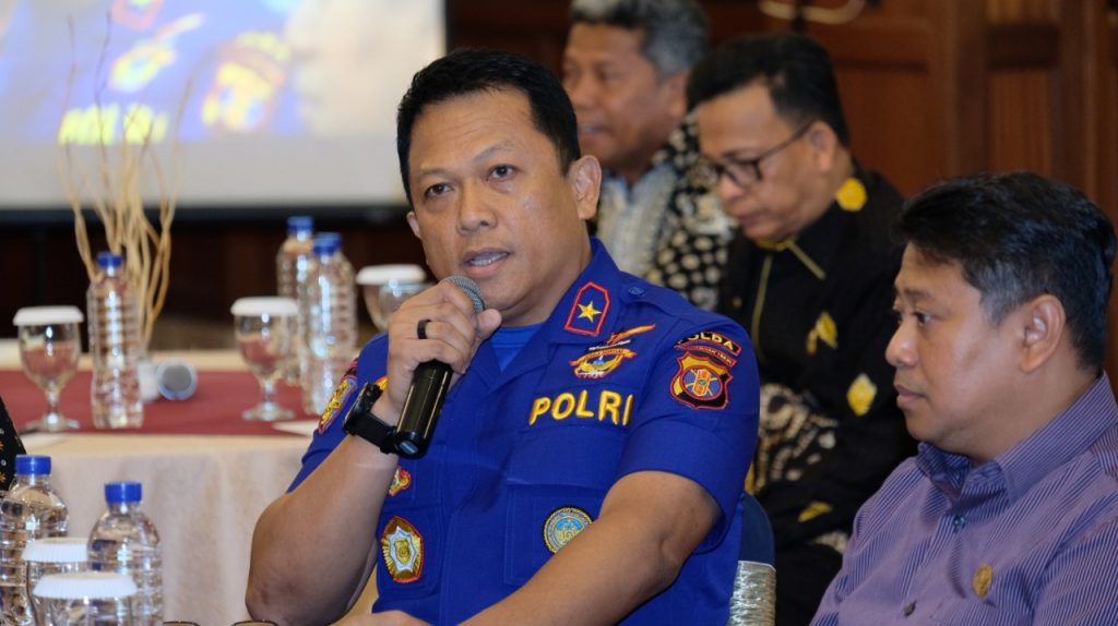 Bahas Kesiapan IKN, Wakapolda Kaltim Hadiri Sarasehan Udara WhatsApp Image 2019 12 04 at 13.41.00