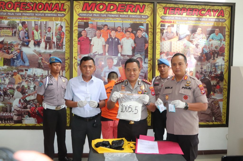 Kapolresta Samarinda Pimpin Press Release Pengungkapan Narkoba WhatsApp Image 2019 12 12 at 10.51.55