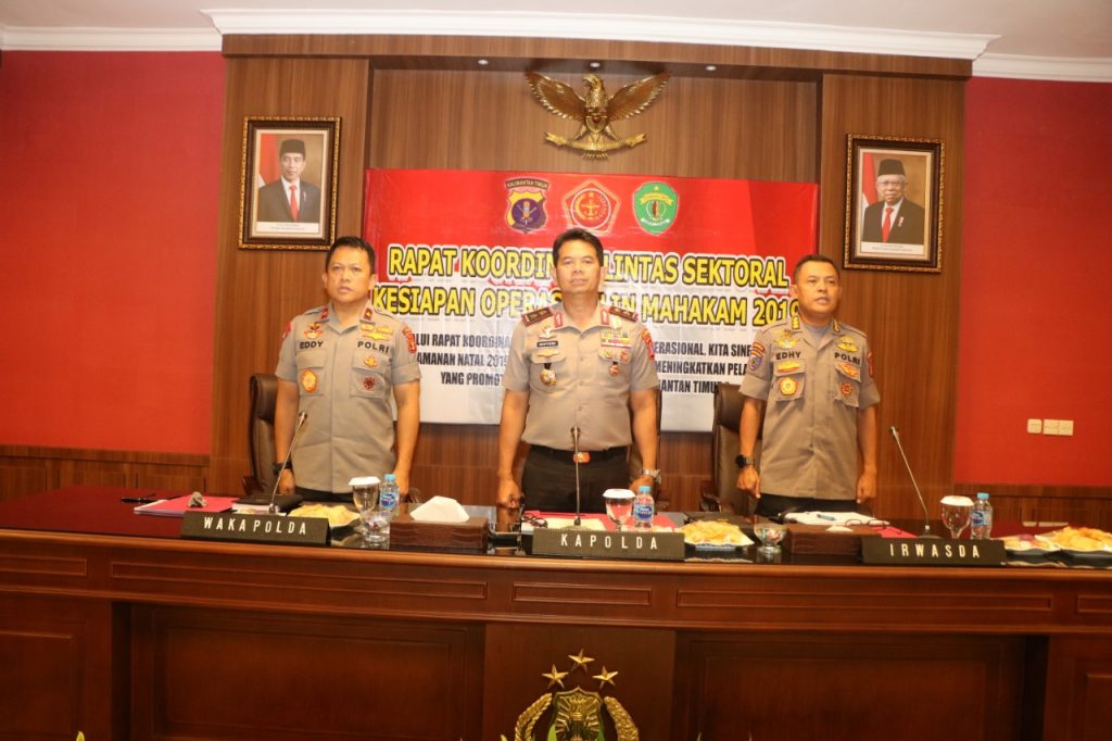Kapolda Kaltim Pimpin Rapat Koordinasi Lintas Sektoral Kesiapan Operasi Lilin Mahakam 2019 WhatsApp Image 2019 12 18 at 00.04.02