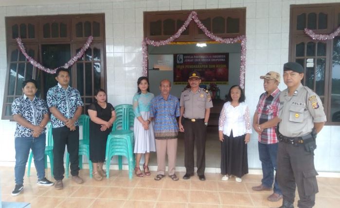 Beri Rasa Aman Saat Ibadah, Polresta Balikpapan Laksanakan Pengamanan di Gereja 11