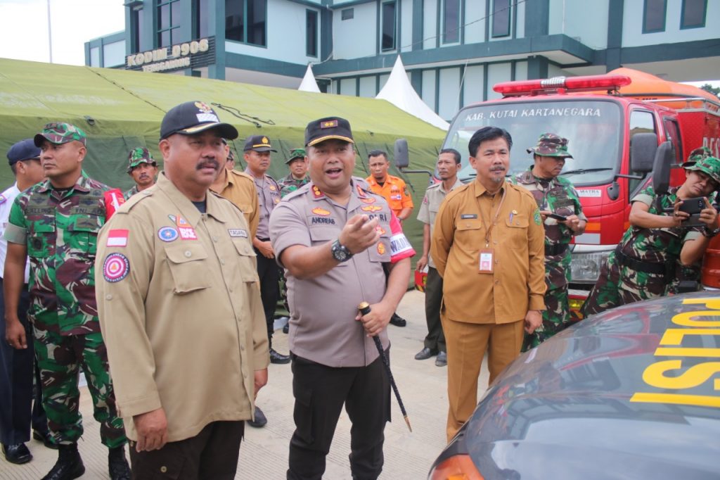 Polres Kukar Gelar Apel Gabungan Siaga Penanggulangan Bencana WhatsApp Image 2020 01 07 at 13.26.16