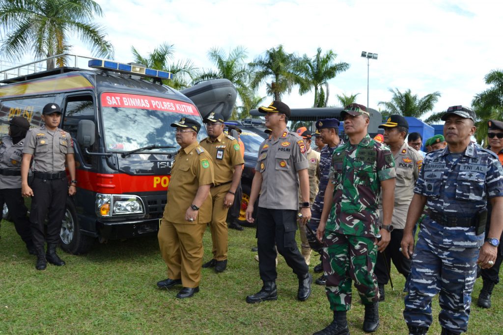 Siaga Bencana, Polres Kutim Gelar Apel Gabungan WhatsApp Image 2020 01 08 at 09.32.30