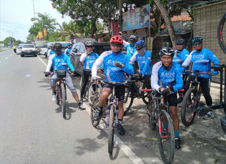 Kapolda Kaltim Ikuti Gowes Jakarta - Jogjakarta 1 WhatsApp Image 2020 01 13 at 19.50.21
