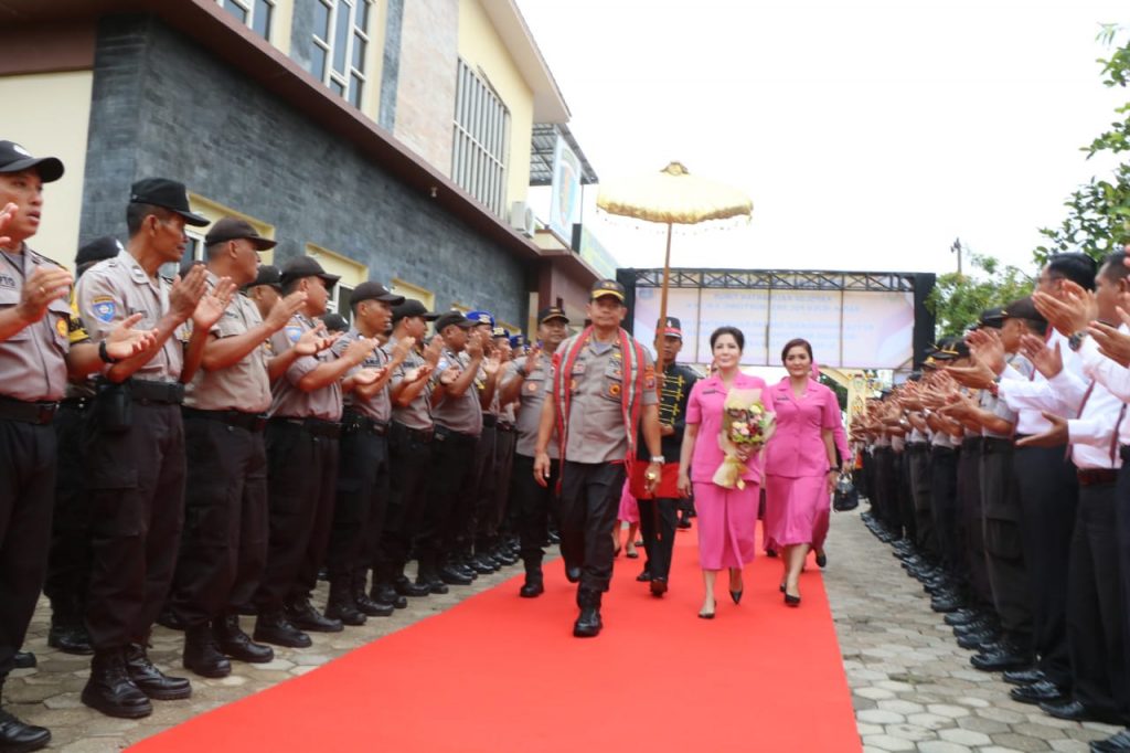 Kunjungan Kerja Ke Kutai Kartanegara, Berikut Agenda Kapolda Kaltim WhatsApp Image 2020 01 15 at 10.18.40