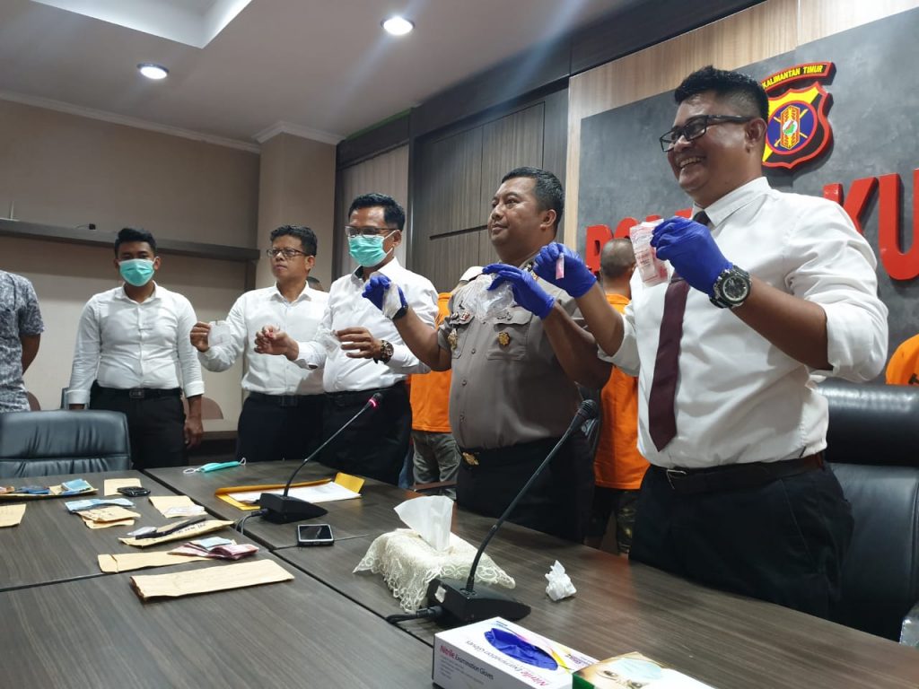 Keberhasilan di Awal Tahun, Polres Kukar Ungkap 9 Kasus Narkoba WhatsApp Image 2020 01 21 at 13.40.34