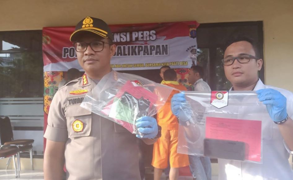 Berbuat Cabul, Polresta Balikpapan Berhasil Amankan Polisi Gadungan 1 6