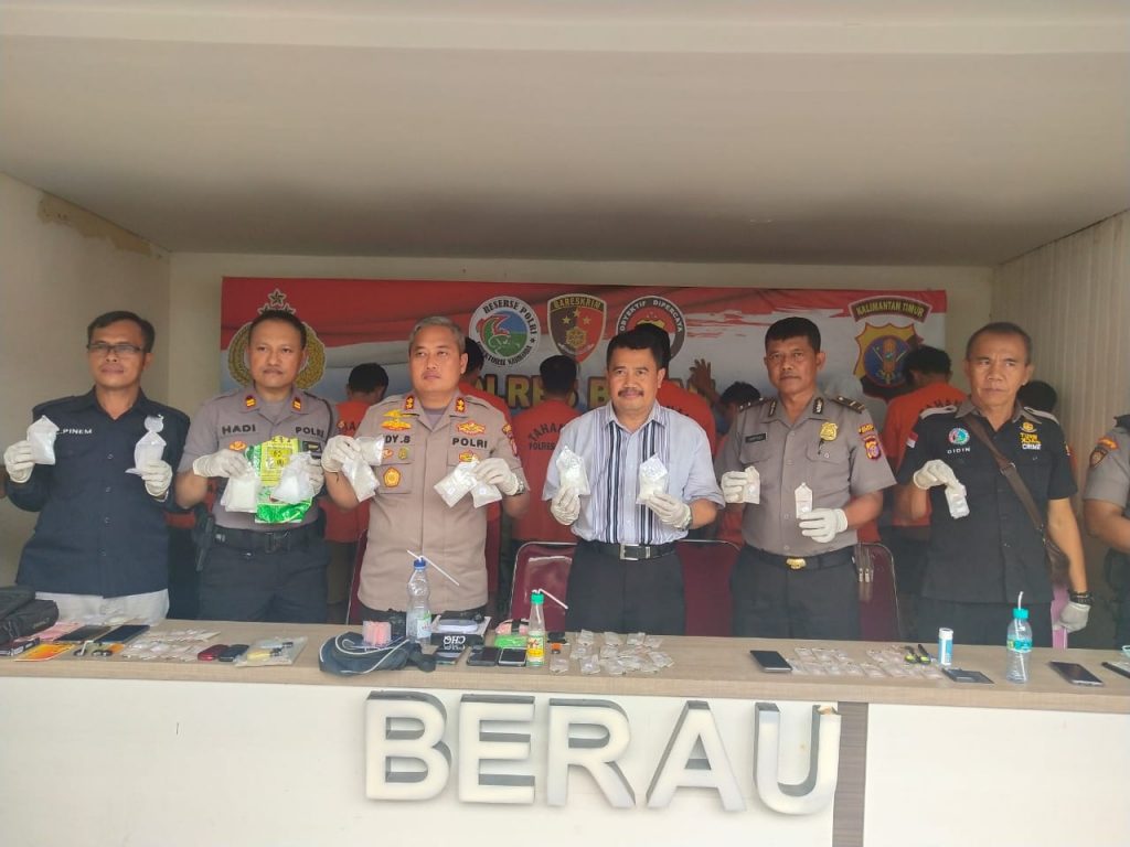 Polres Berau Berhasil Amankan 0,69 Kilo Sabu Dalam Sepekan 27