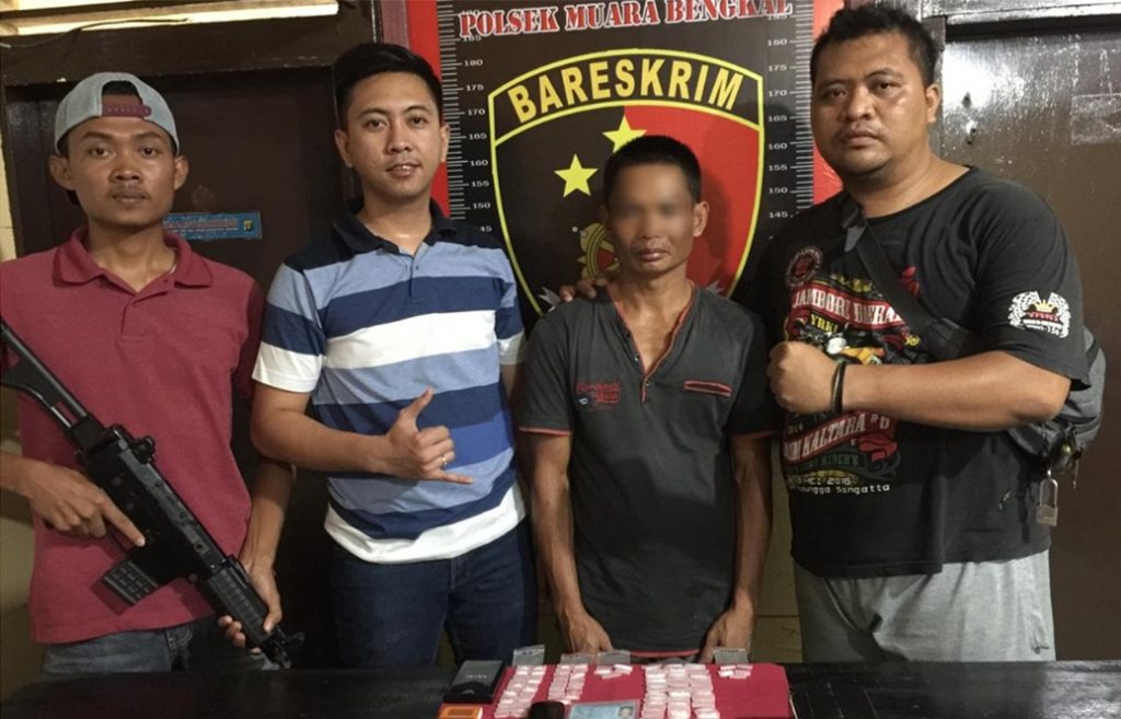 Polsek Muara Bengkal Amankan Puluhan Poket Sabu-Sabu Senilai Puluhan Juta 4 5