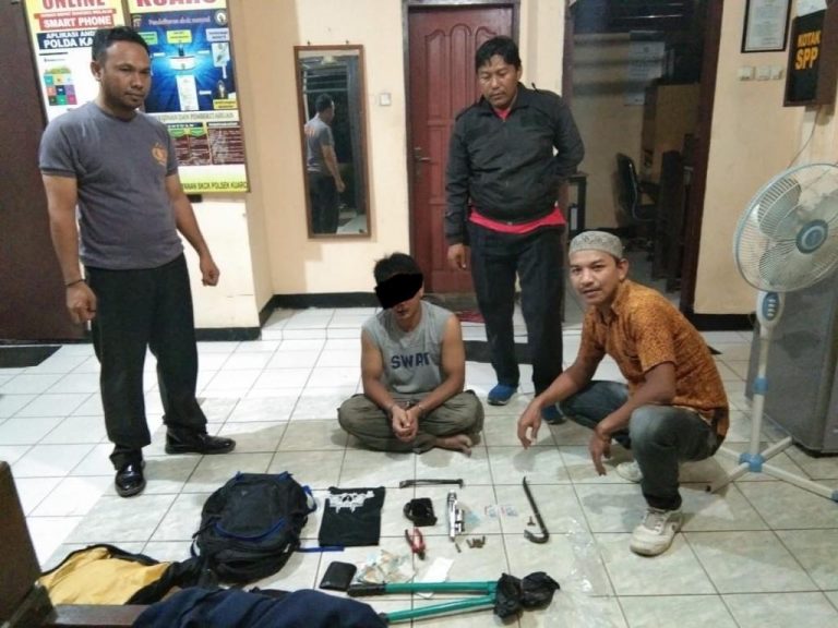 Polres Paser Berhasil Ungkap Kasus Percobaan Pencurian WhatsApp Image 2020 02 01 at 22.52.08 768x576 1