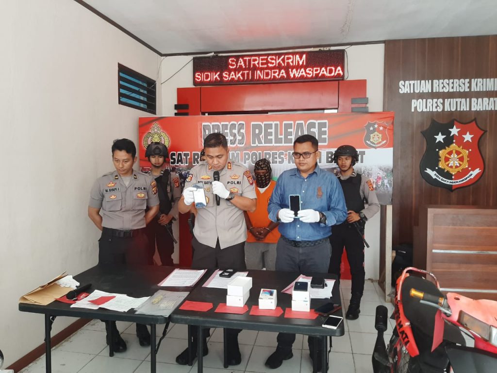 Polres Kubar Gelar Press Release Terkait Kasus Pencurian dan Penggelapan WhatsApp Image 2020 02 04 at 14.10.36