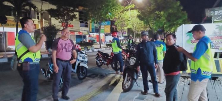 Ciptakan Kondusifitas Jelang Pilkada, Polsek Bontang Utara dan FKPM Laksanakan Patroli Bersama 1