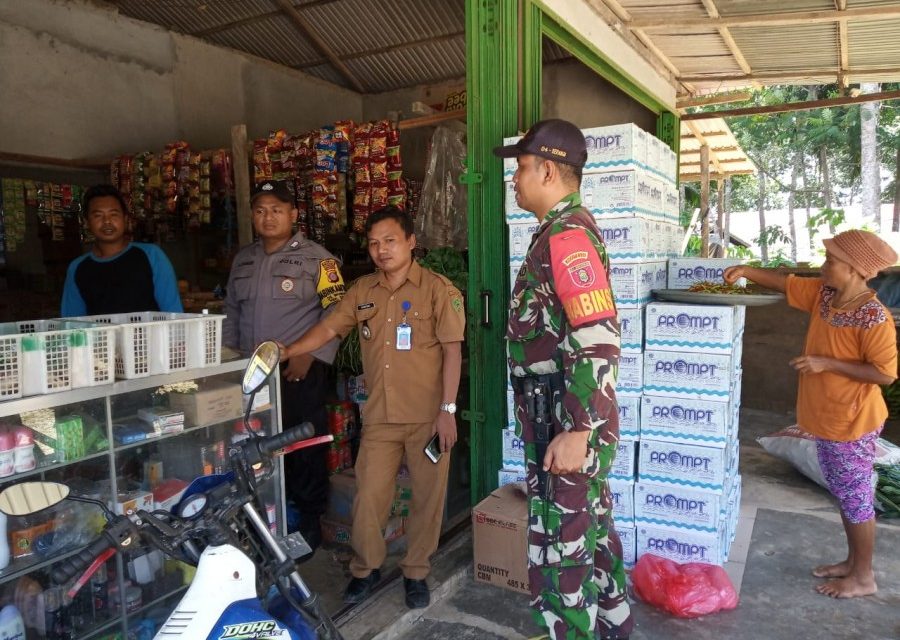 Sinergitas TNI-Polri Dalam Menghimbau Maraknya Wabah Covid-19 di Desa Wonosari 5 3