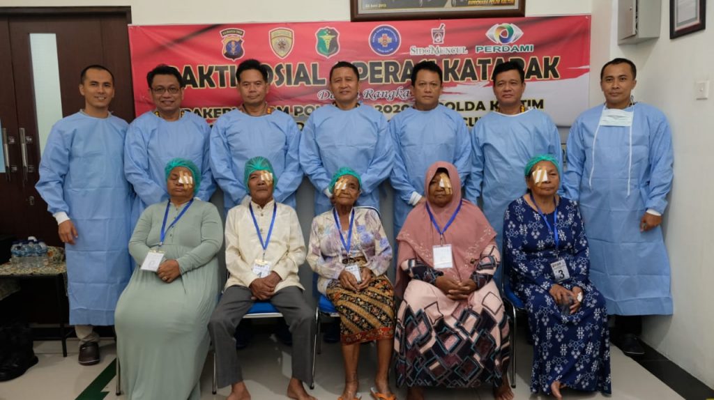 Polda Kaltim Gelar Bakti Sosial Operasi Katarak Gratis 2 WhatsApp Image 2020 03 06 at 09.45.20
