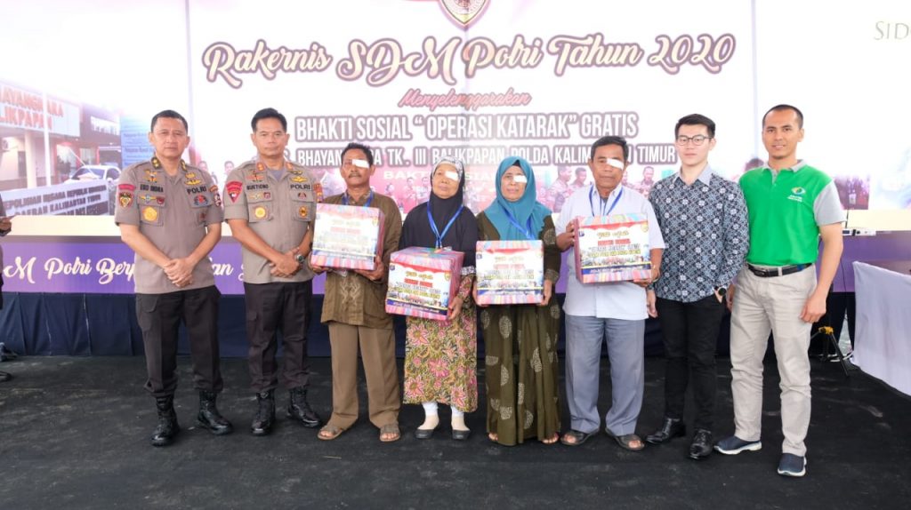 Polda Kaltim Gelar Bakti Sosial Operasi Katarak Gratis WhatsApp Image 2020 03 06 at 09.46.03