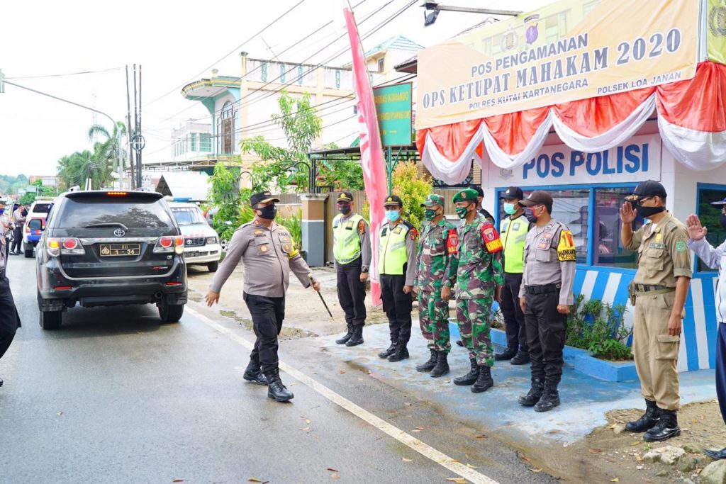 Pastikan Kesiapan Petugas, Kapolres Kukar Cek Pos PAM Ops Ketupat Mahakam 2020 WhatsApp Image 2020 04 28 at 19.24.18