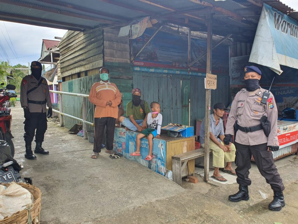 Sambangi Pangkalan Ojek, Tim Patmor Batalyon A Pelopor Sat Brimob Kaltim Beri Himbauan Protokol Covid-19 17 4