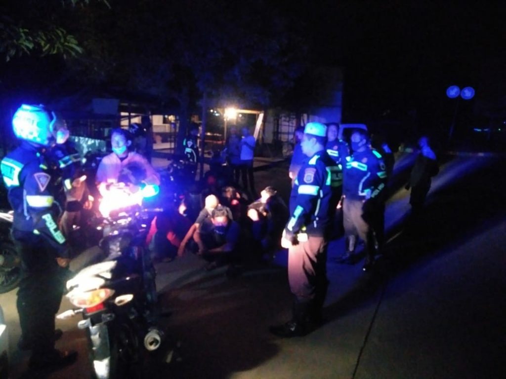 Berhasil Bubarkan Aksi Balap Liar, Satlantas Polresta Samarinda Tilang dan Amankan Puluhan Remaja WhatsApp Image 2020 05 17 at 09.47.41