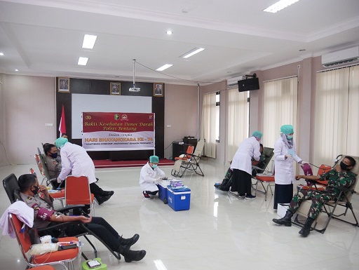 Memperingati Hari Bhayangkara ke-74, Polres Bontang Gelar Aksi Donor Darah 14 9