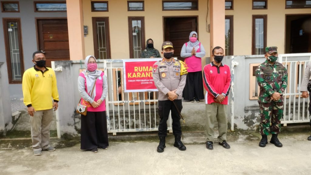 Kunjungi Kampung Tangguh Covid-19 Balikpapan Tengah, Kapolda Kaltim Bersama Pangdam VI/MLW Tinjau Rumah Karantina 20 2