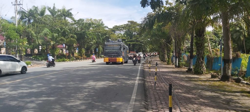 Polresta Balikpapan Bersama BPBD Kota Balikpapan Lakukan Penyemprotan Disinfektan WhatsApp Image 2020 06 02 at 16.40.25