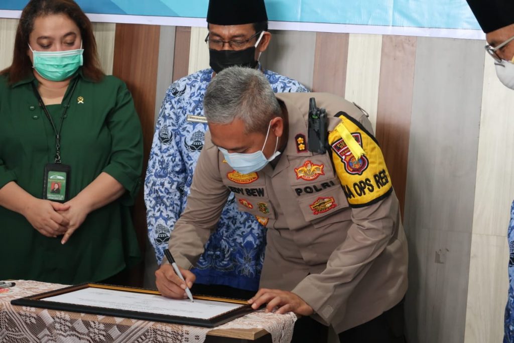 Tingkatkan Kualitas Pelayanan, Kapolres Berau Hadiri Pencanangan WBK dan WBBM WhatsApp Image 2020 06 18 at 13.59.53