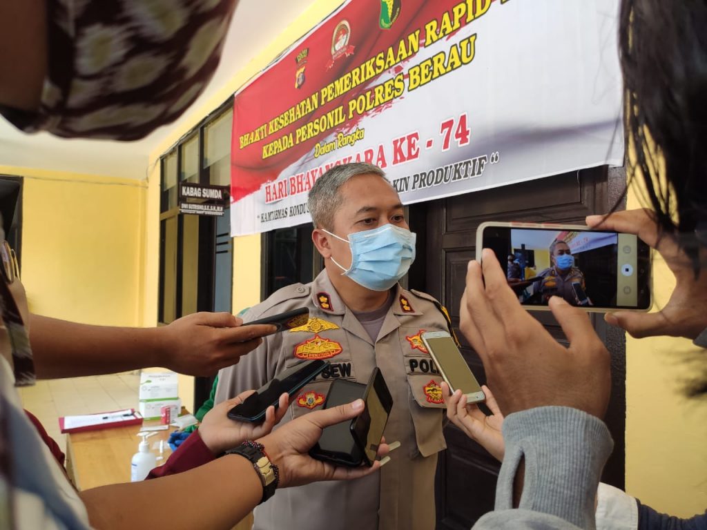 Pendaftaran SIM Gratis Dibuka Untuk Umum dan Nakes Covid-19, Berikut Penjelasan Kapolres Berau WhatsApp Image 2020 06 24 at 09.48.07